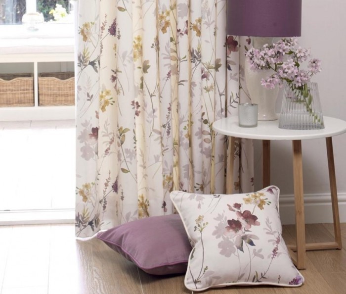 plumbs bespoke curtains