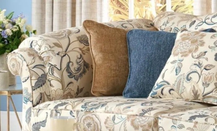 Plumbs sofa reupholstery