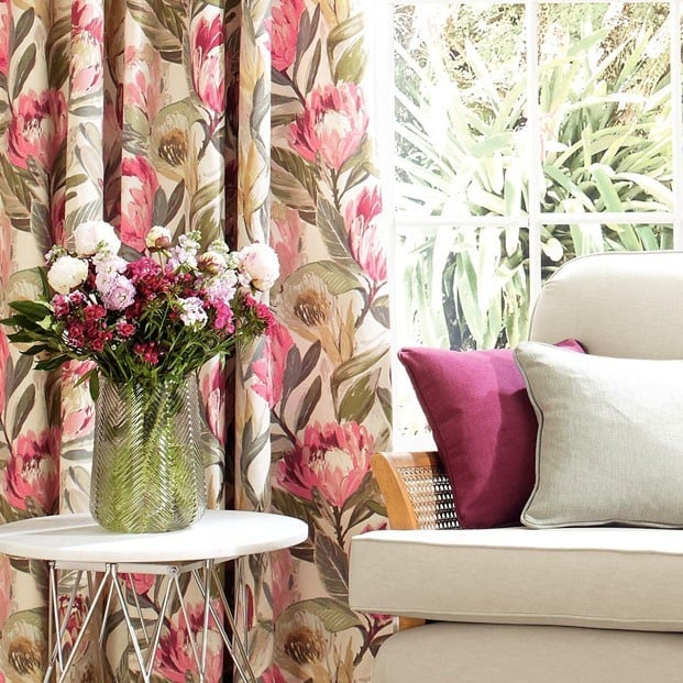 plumbs bespoke curtains