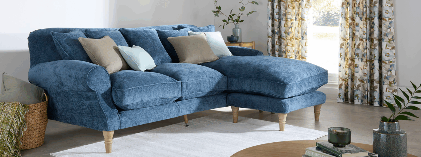 Made-to-measure covers for sofas and armchairs