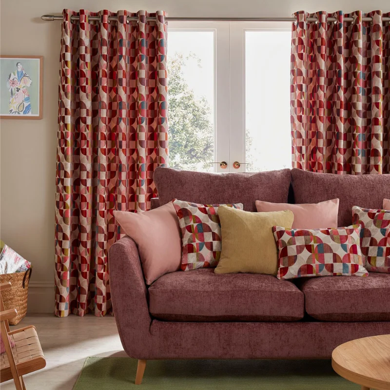 Made-to-measure curtains